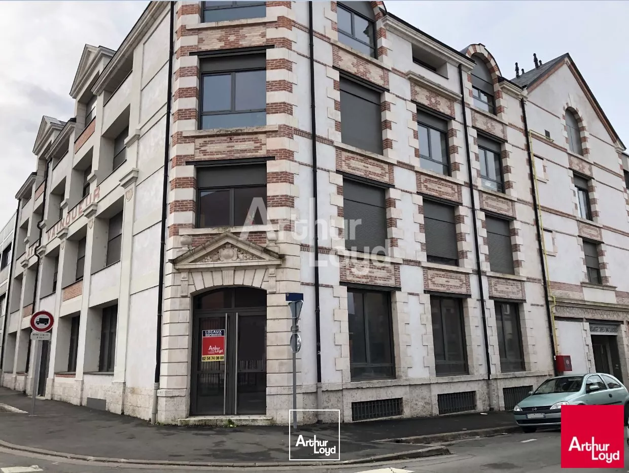 BLOIS - A LOUER - COMMERCE DE 375 M² - PROCHE GARE